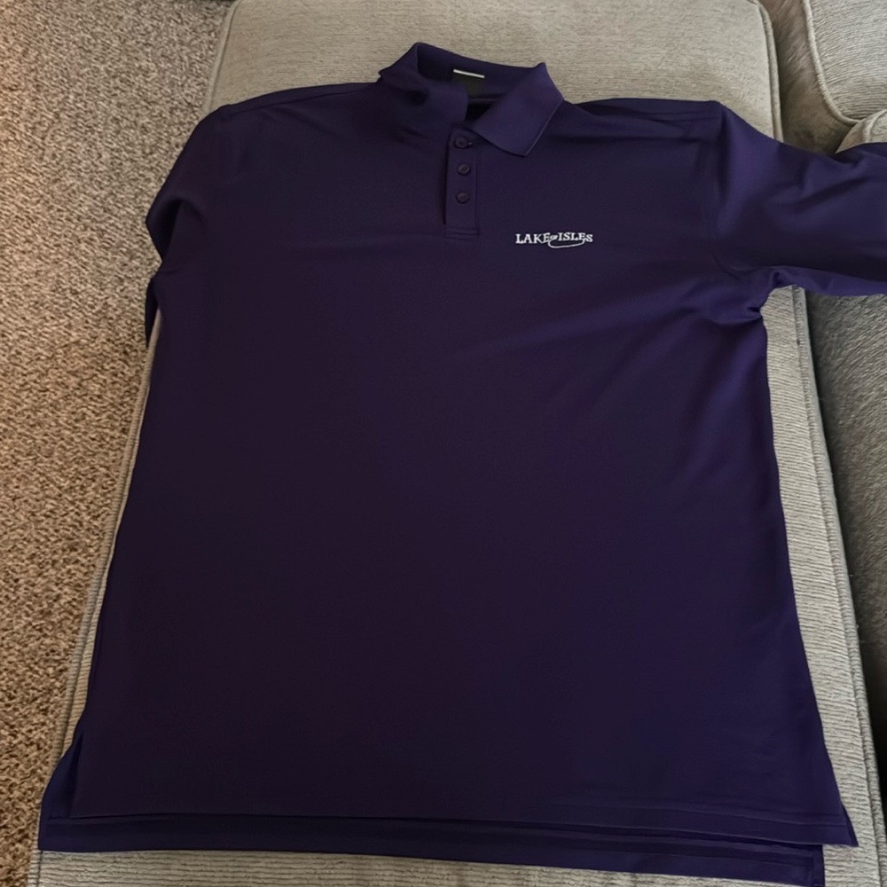 2 Medium under Armour golf shirts